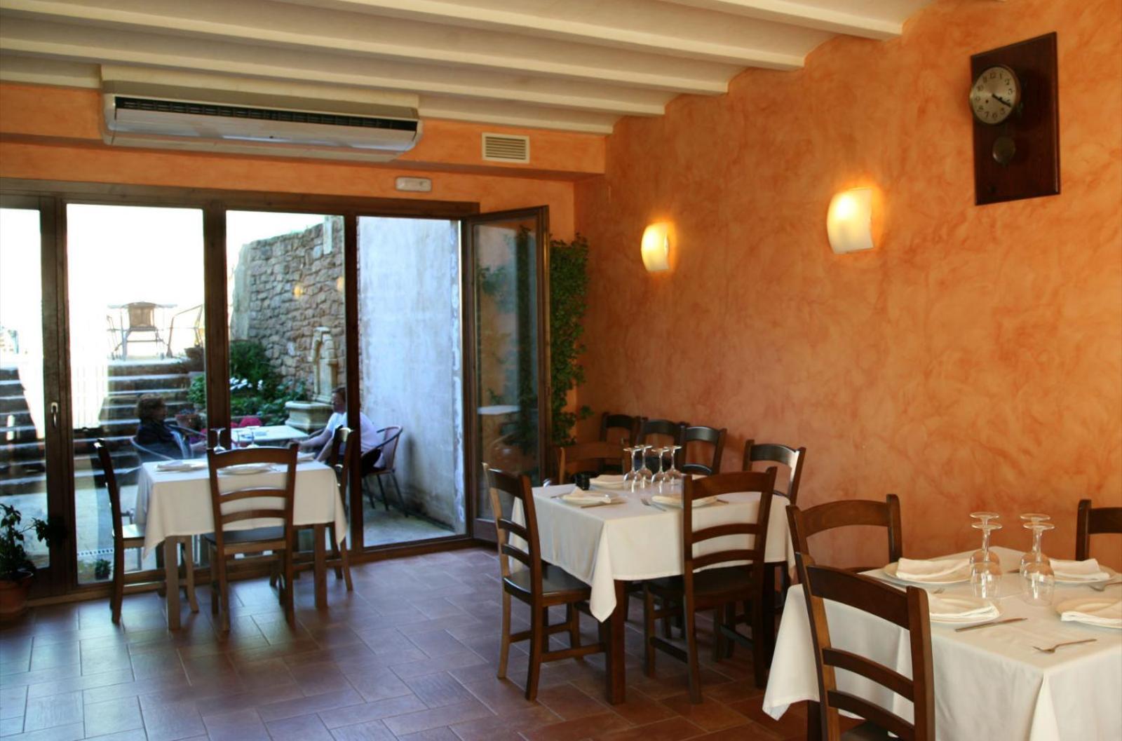 Hostal La Fuente Buera Exterior photo