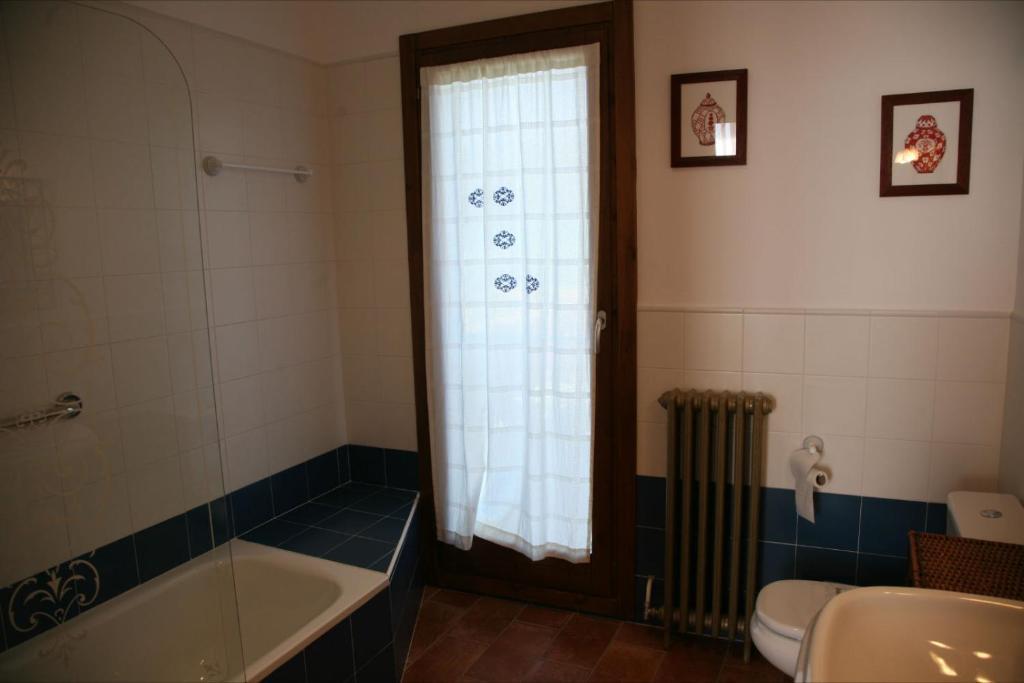 Hostal La Fuente Buera Exterior photo